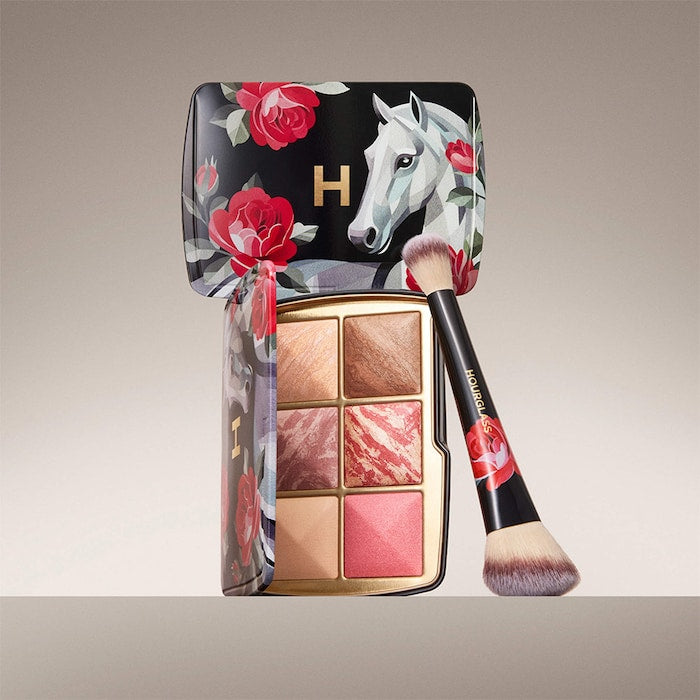 Hourglass
Ambient Lighting Edit Brush II Horse
