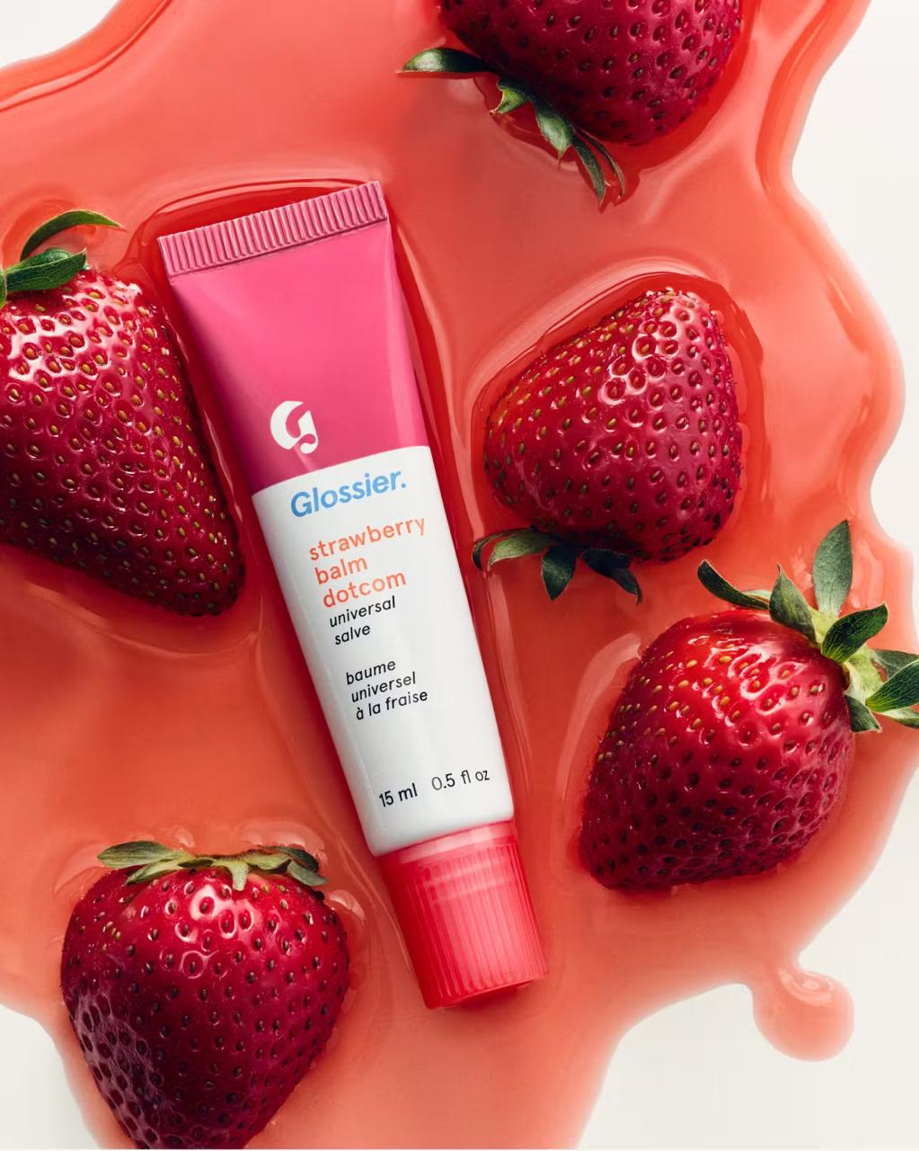 Glossier Balm Dotcom in Strawberry