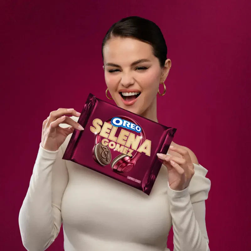 SELENA GOMEZ OREO COOKIES