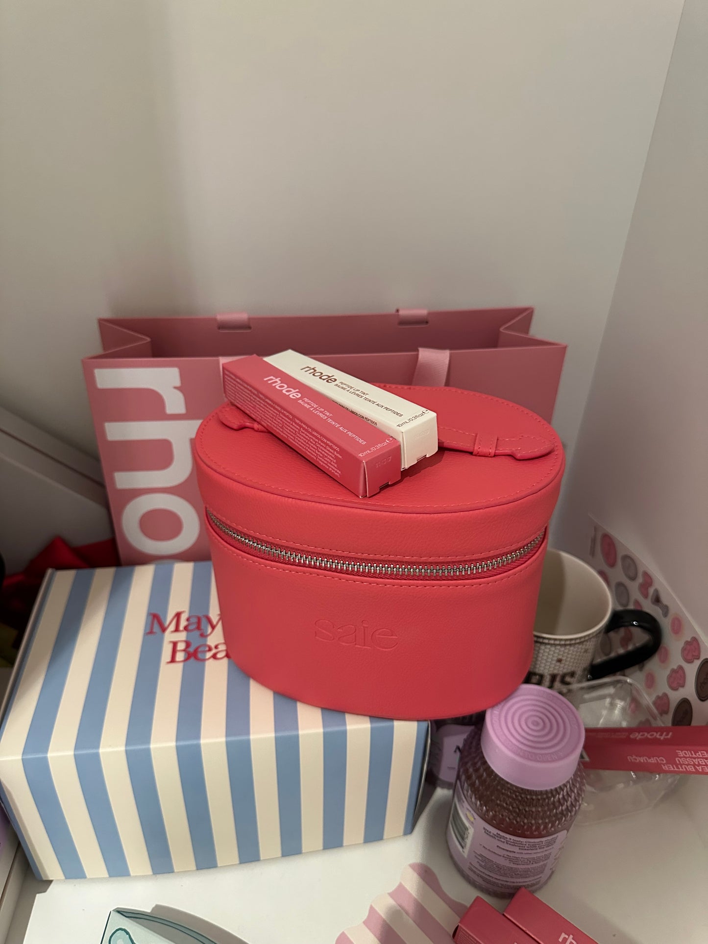 Saie mini vanity case in Hot pink