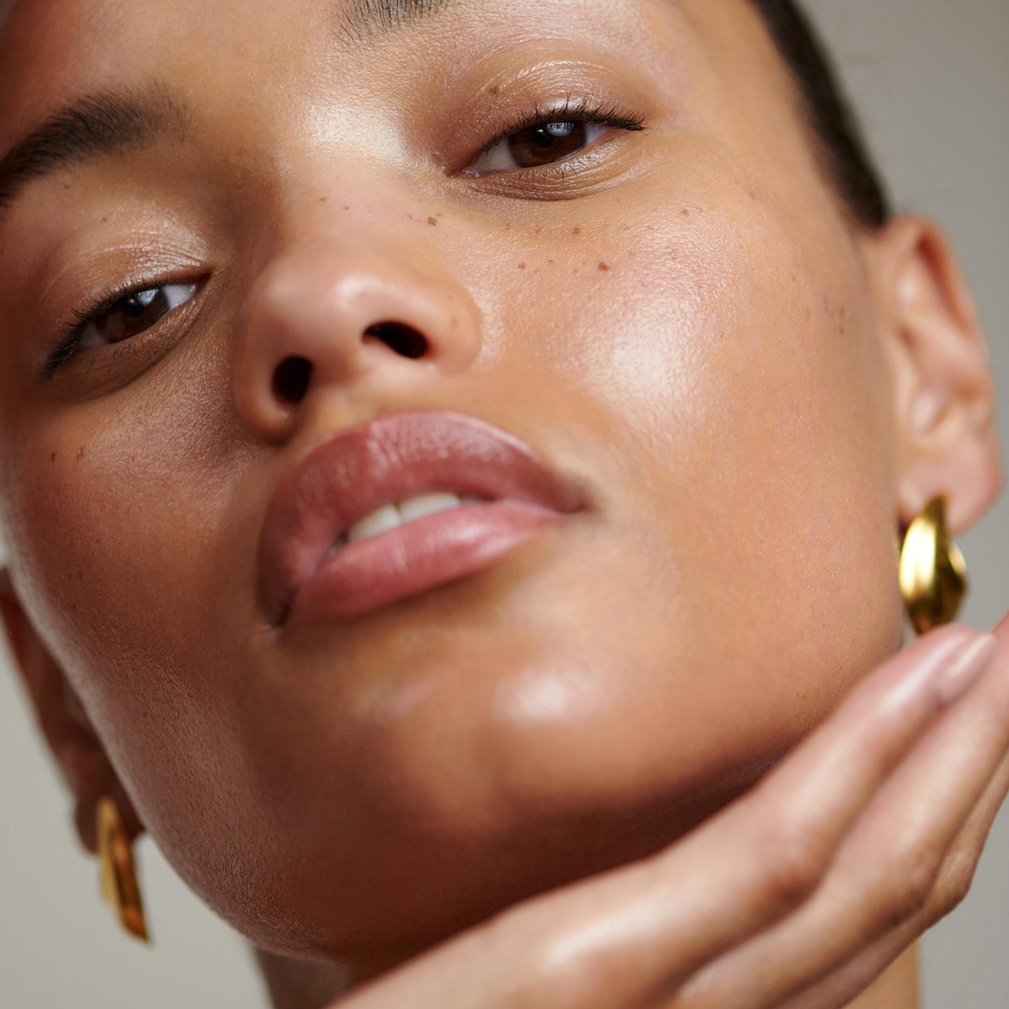 Merit Great Skin
INSTANT GLOW SERUM