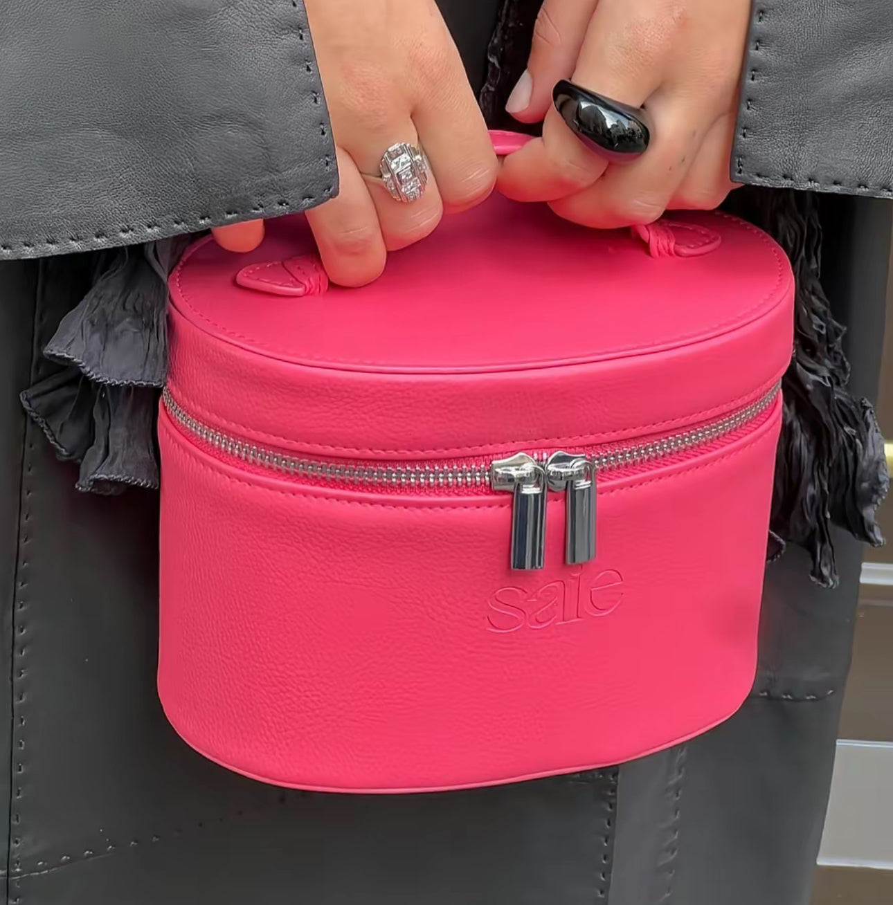 Saie mini vanity case in Hot pink