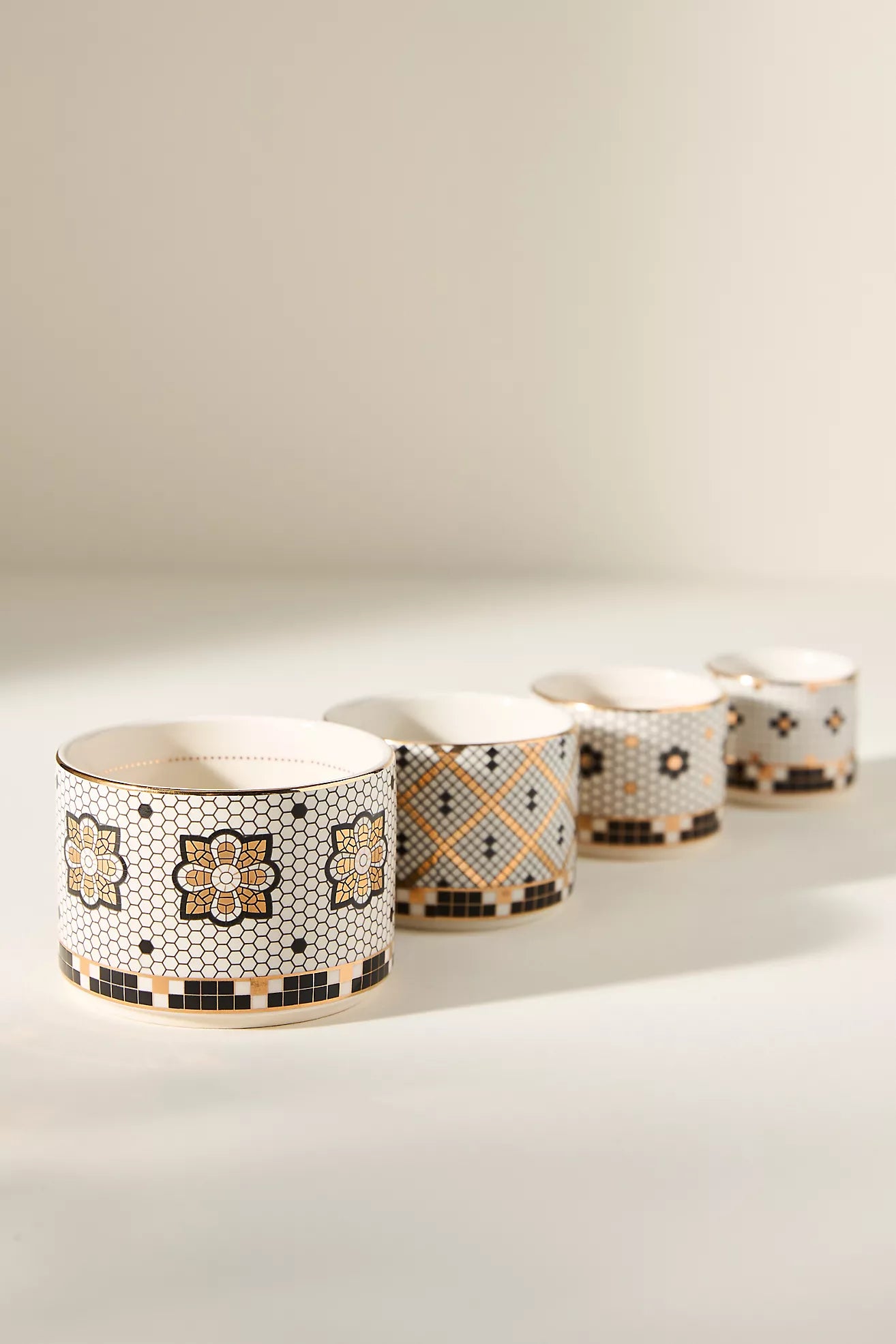 The BTS Measuring Cups, Set of 4