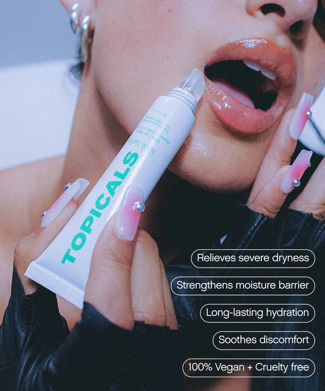 Topicals Slick Salve Lip Balm - Mint
Glossy Balm for Soothing + Hydration
15ml/.5oz
