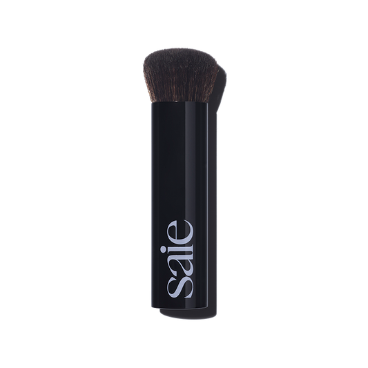 THE SAIE BASE BRUSH
MADE FOR GLOWY SUPER SKIN TINT FOUNDATION + DEW BRONZE
