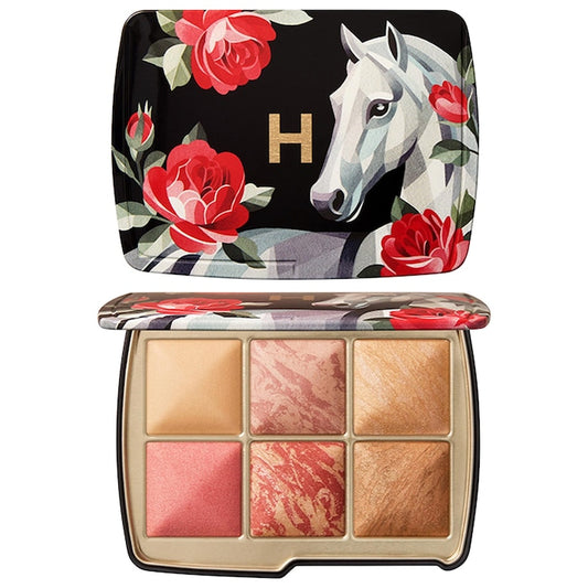 Hourglass 
Ambient Lighting Edit Unlocked Palette Color - Horse