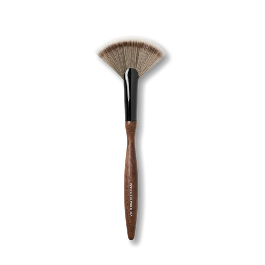 Victoria Beckham 14. Fan Brush