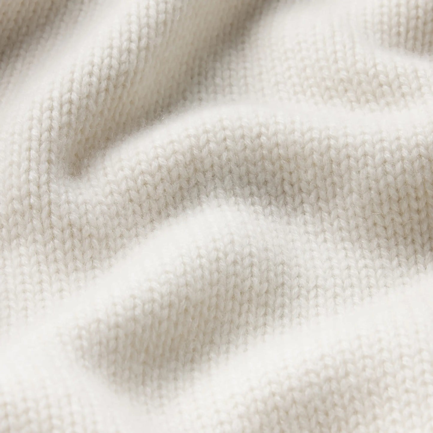 Ritz Unisex cashmere raglan sweater - cream - Ritz Paris x FRAME