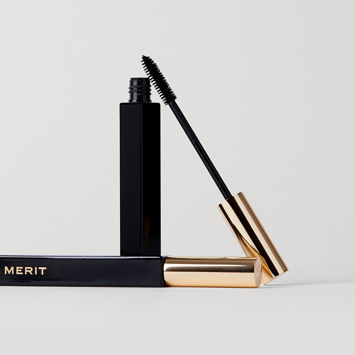 Merit Clean Lash
LENGTHENING MASCARA