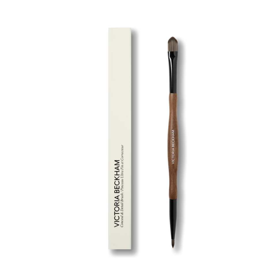Victoria Beckham 11. Conceal & Detail Brush