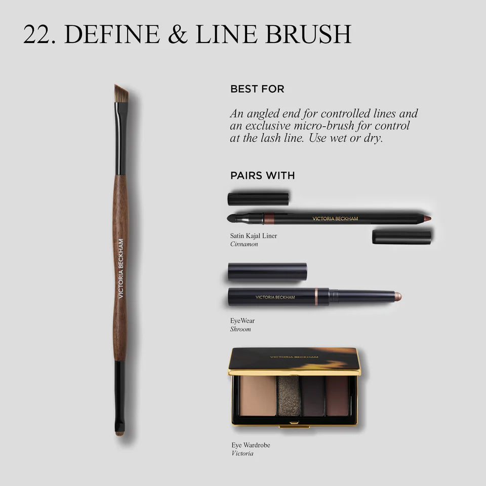Victoria Beckham 22. Define & Line Brush