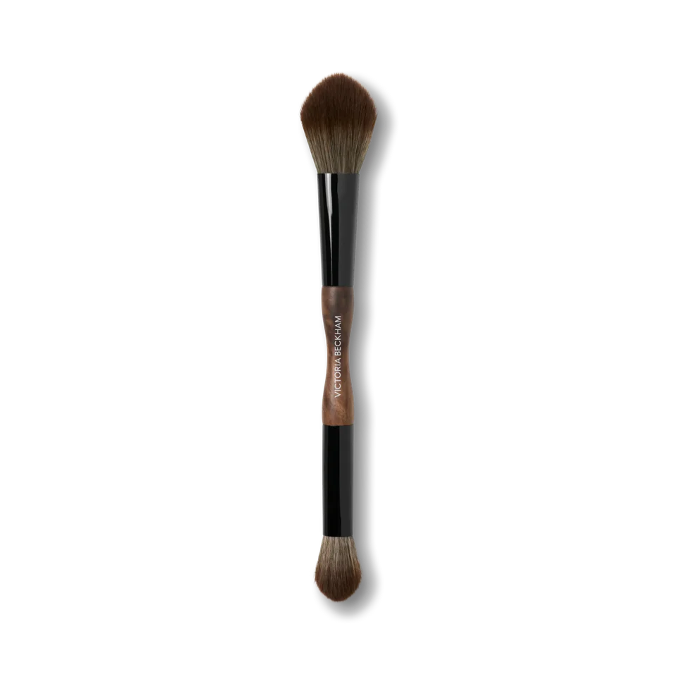 Victoria Beckham 13. Sculpt & Blend Brush