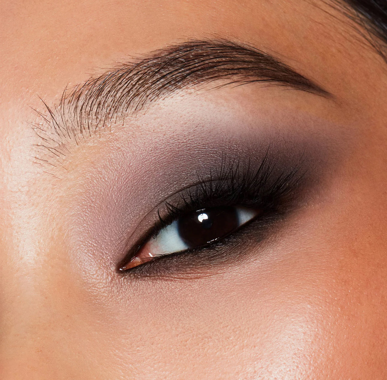 PATRICK TA 
Major Dimension III Matte Eyeshadow Palette