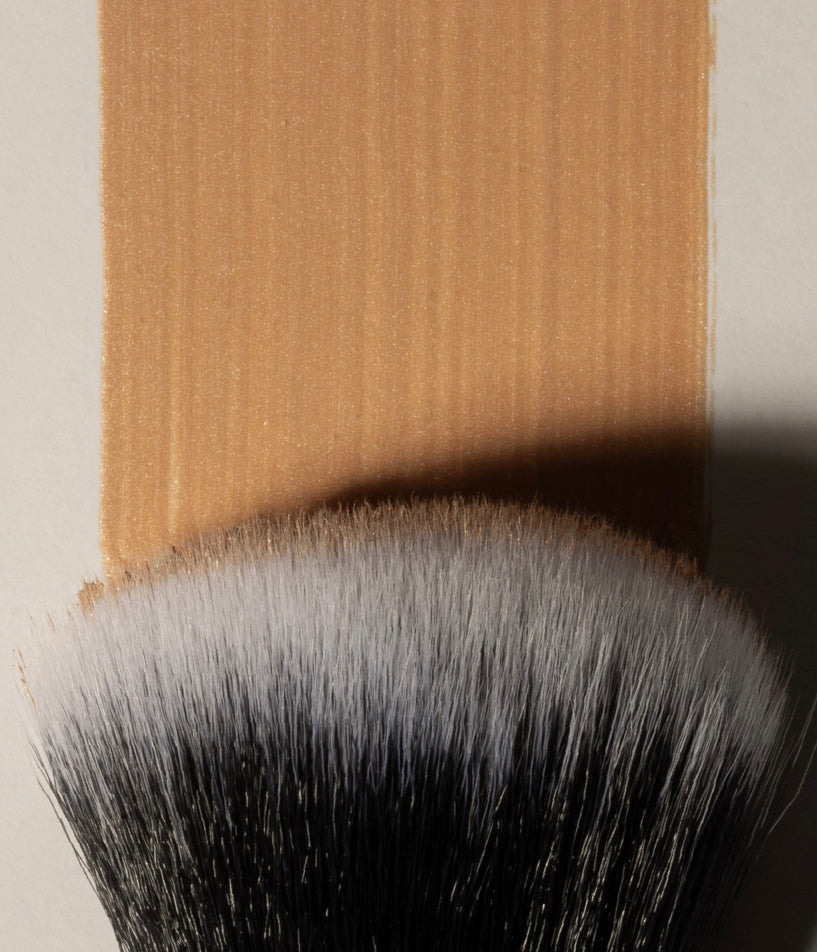 Moonglaze Dual-ﬁbre brush